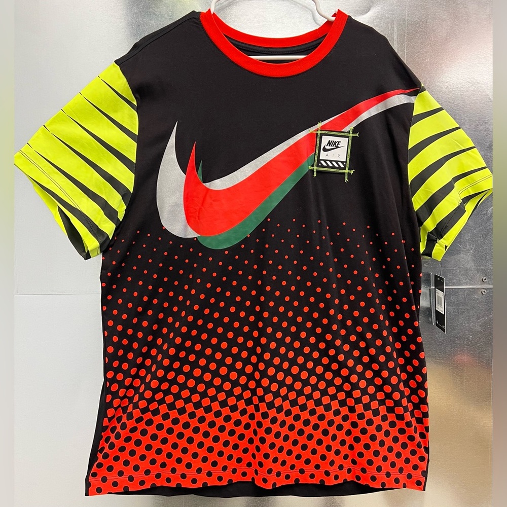 RARE Nike T-Shirt Black/Red/Volt CJ6995-010 Size XXL